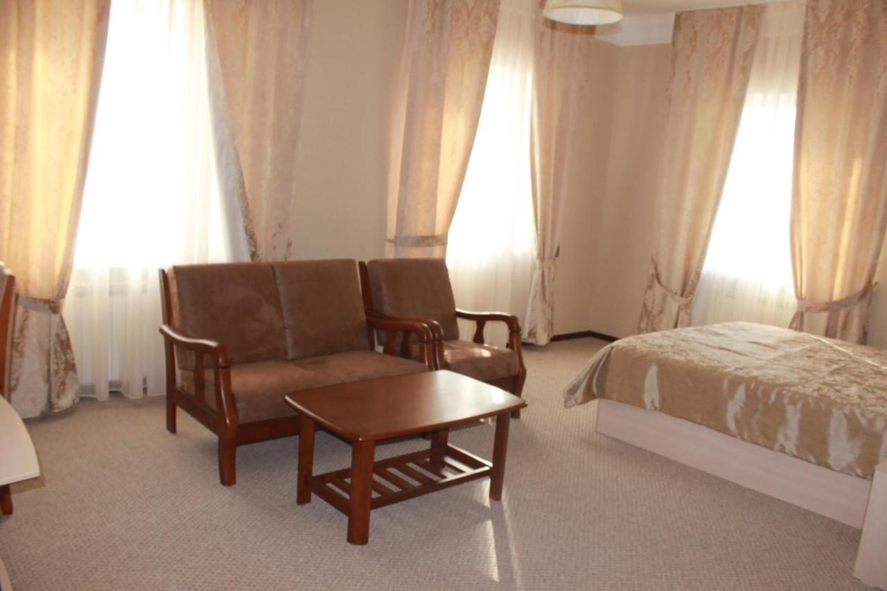 Hotel Laeti-Zhaiyk Atyraū Habitación foto