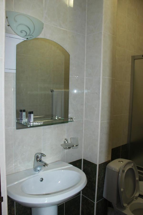 Hotel Laeti-Zhaiyk Atyraū Habitación foto